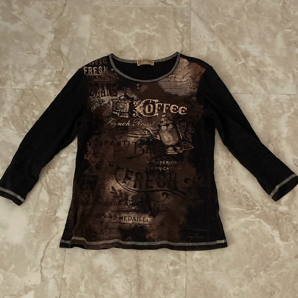 Y2K graphic shirt